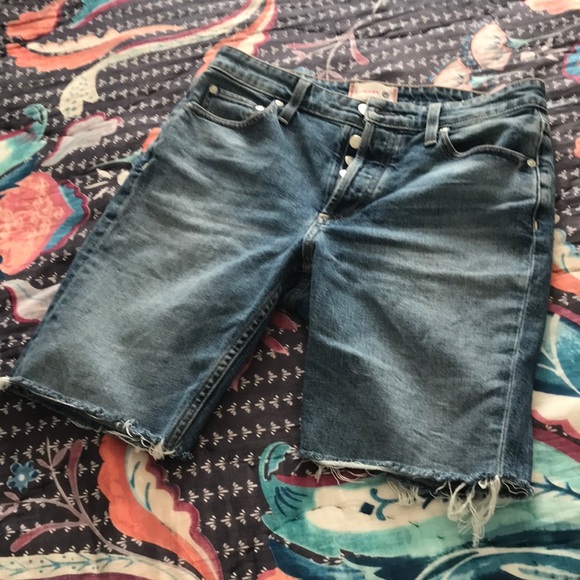 Perfect sundry Bermuda jean shorts 26 💋